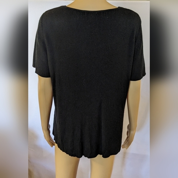 Pre-owned Requirements short sleeve black shirt size extra large, TH - Picture 2 of 3
